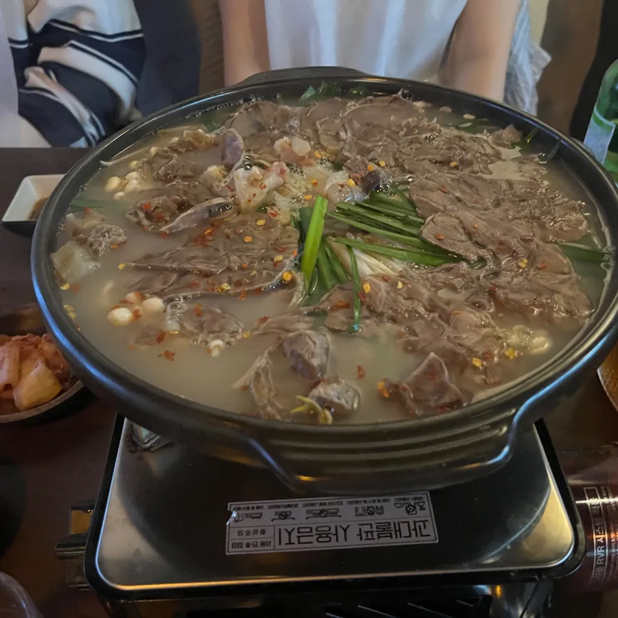 방문 고객이 남긴 음식 사진