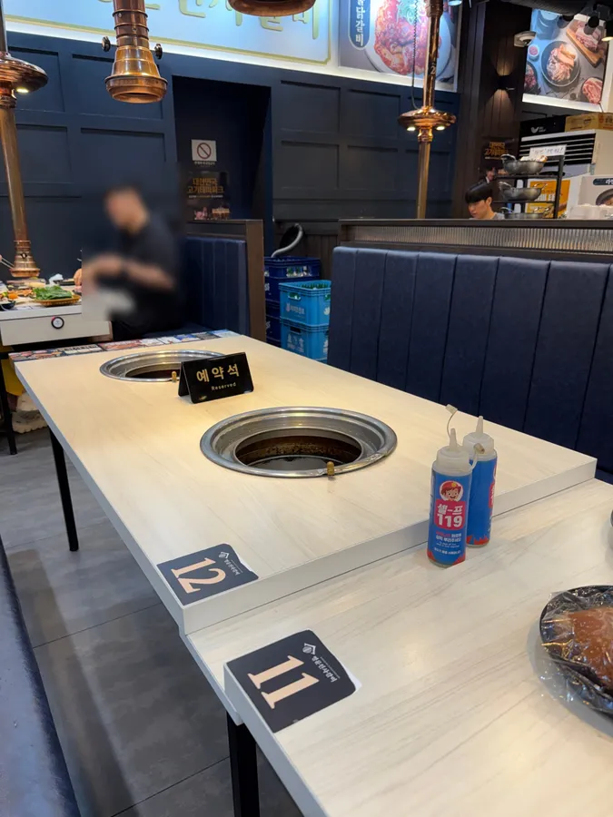 명륜진사갈비 순천조례점 내부 분위기