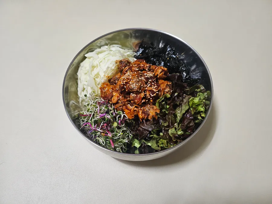 꼬막비빔밥 공식 메뉴 사진