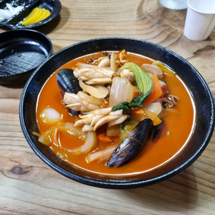 위도반점 방문 고객 사진