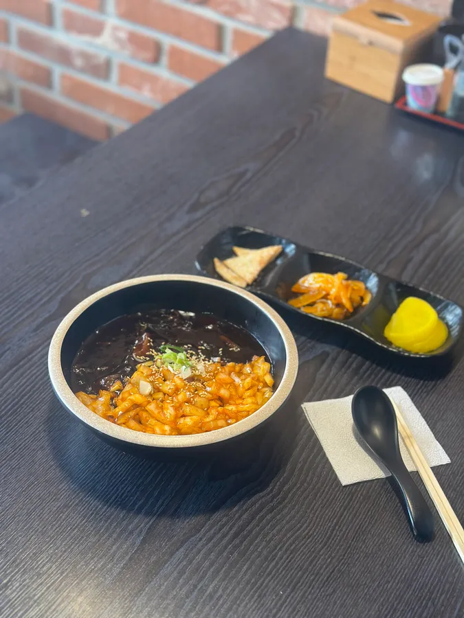 중화용호 울산 태화강국가정원점 검빨면 공식 메뉴 이미지