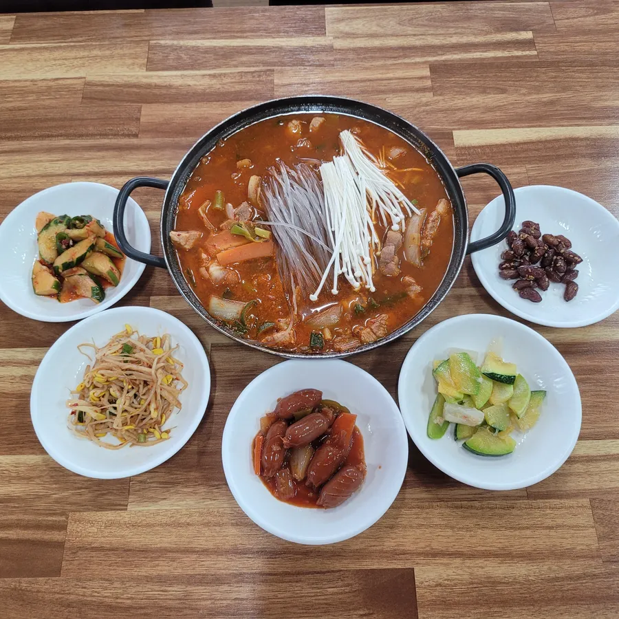 효자 외갓집 돼지찌개 메뉴 사진