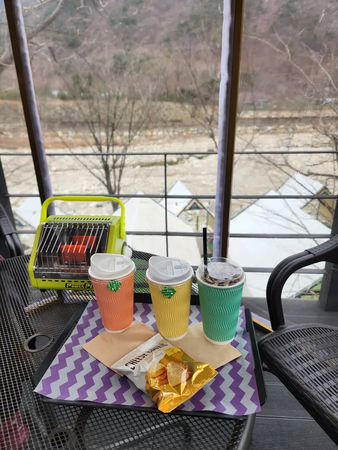 방문객이 남긴 카페·야외 분위기 사진 9