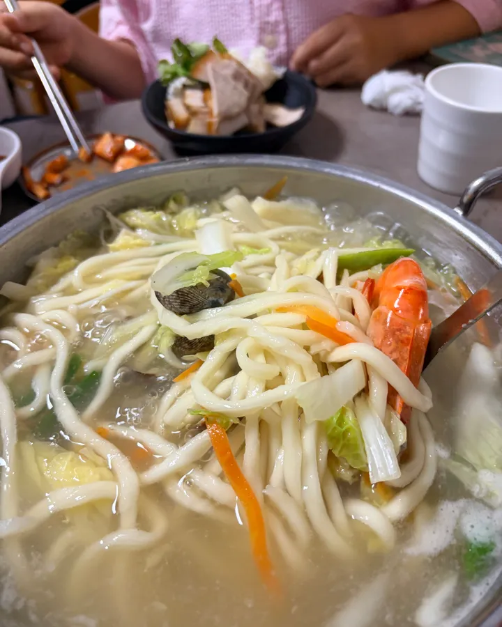 돌다리보쌈.칼국수 방문객이 남긴 사진