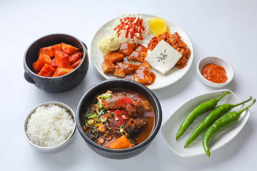 감자탕백반 메뉴 사진