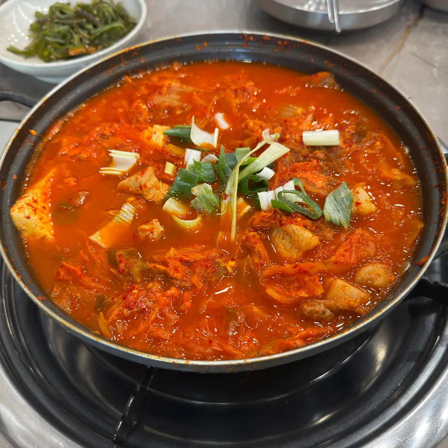 한일식당 방문객이 남긴 현장 사진