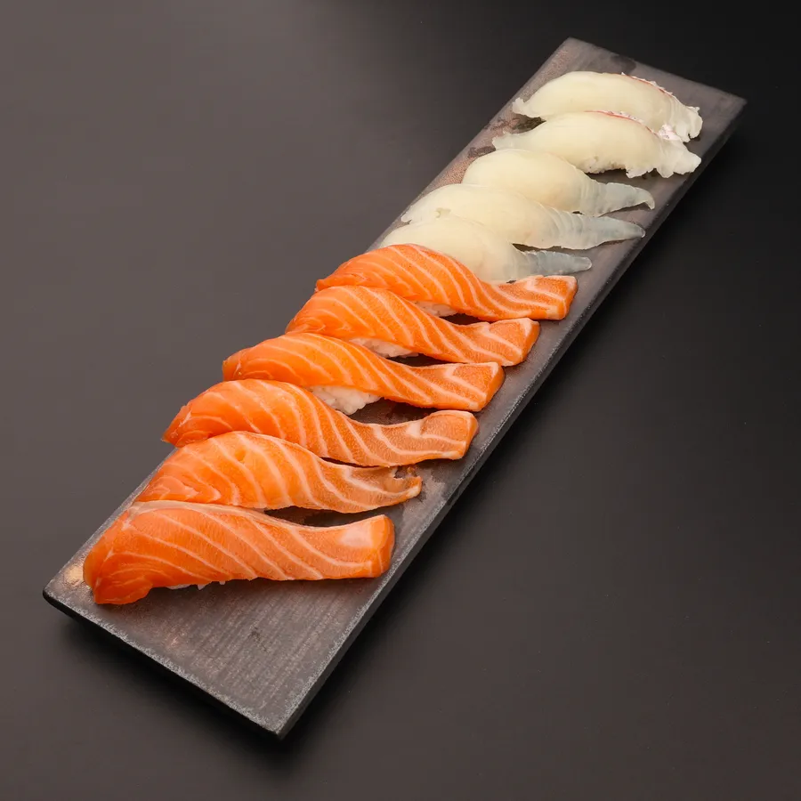 연어+흰살생선 초밥(11pcs)
