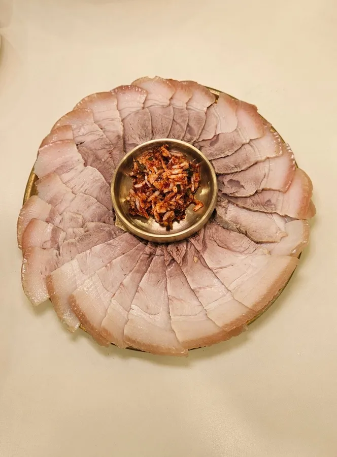 냉수육(국내산한돈) 중