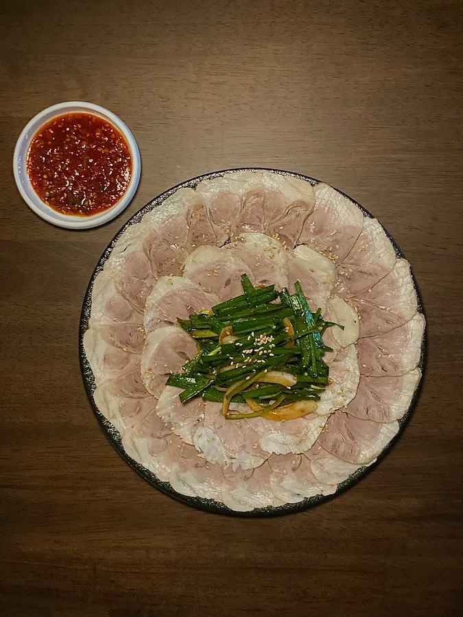 냉제육 메뉴 사진