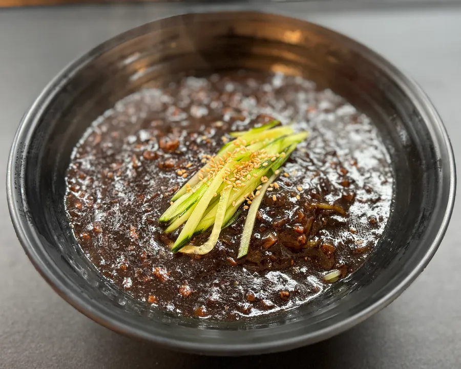 유니짜장국수(한정수량)