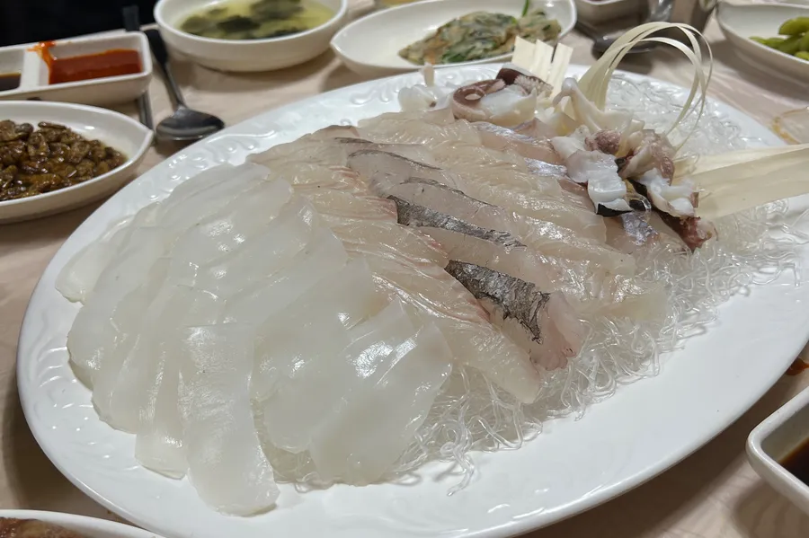 방문객이 남긴 백두회수산 사진