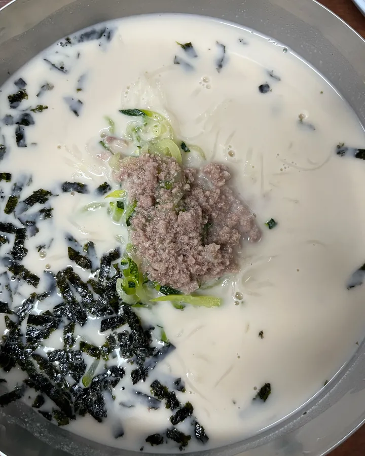 방문객이 남긴 음식·매장 사진 2