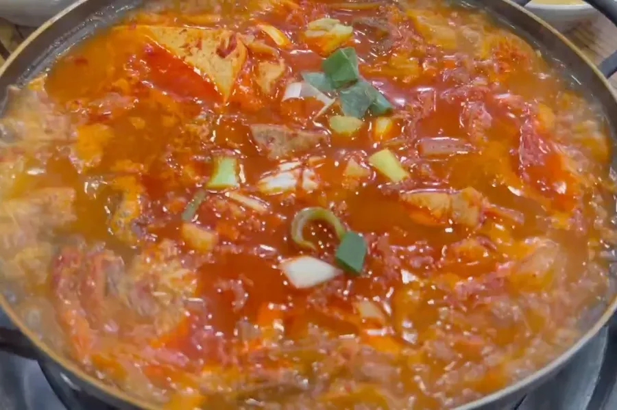 한일식당 방문객이 남긴 현장 사진