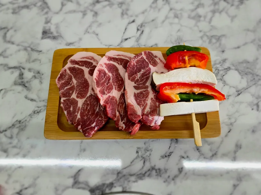 삼봉푸줏간 15일 숙성 마블링 목살 공식 메뉴 이미지