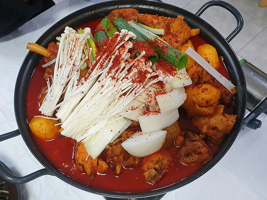 자작자작식당 토종닭 볶음탕