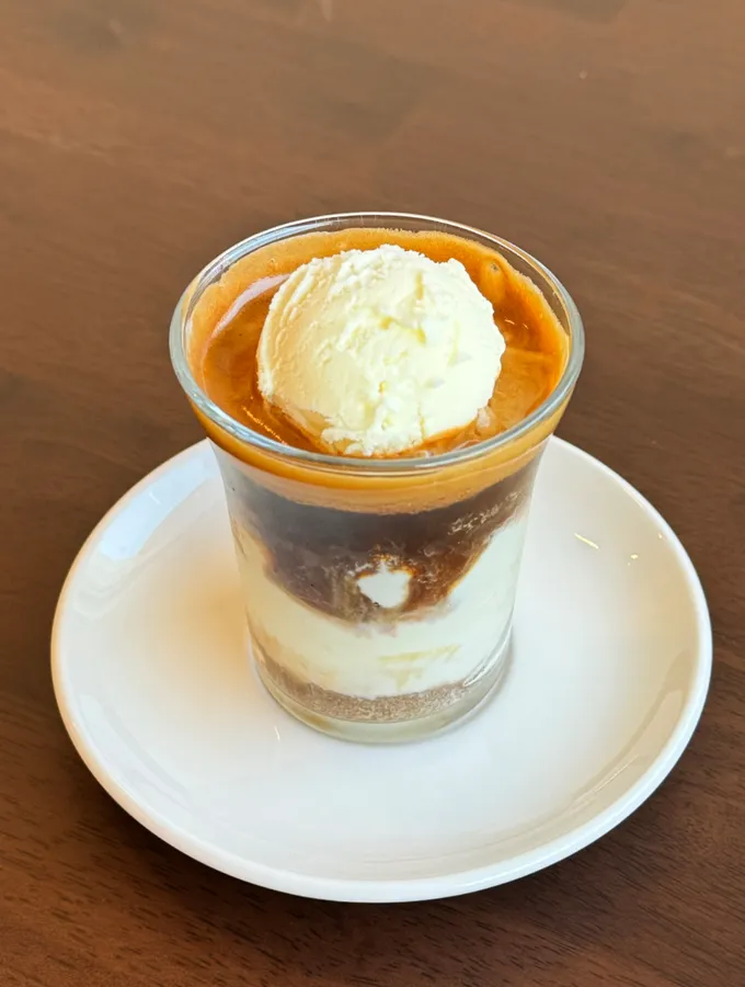 양양 유카 아포가토